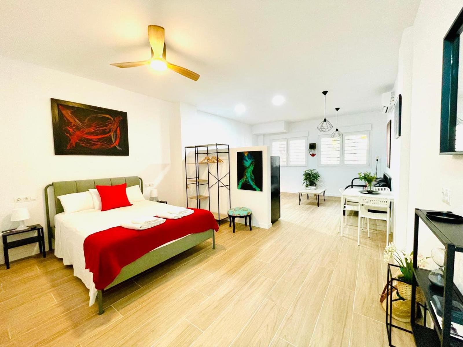 Completo Y Bello Apartamento En מאלגה מראה חיצוני תמונה